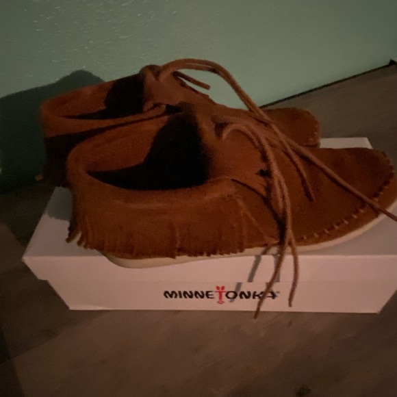 Minnetonka Venice ankle boot. Size 7 - Picture 3 of 7